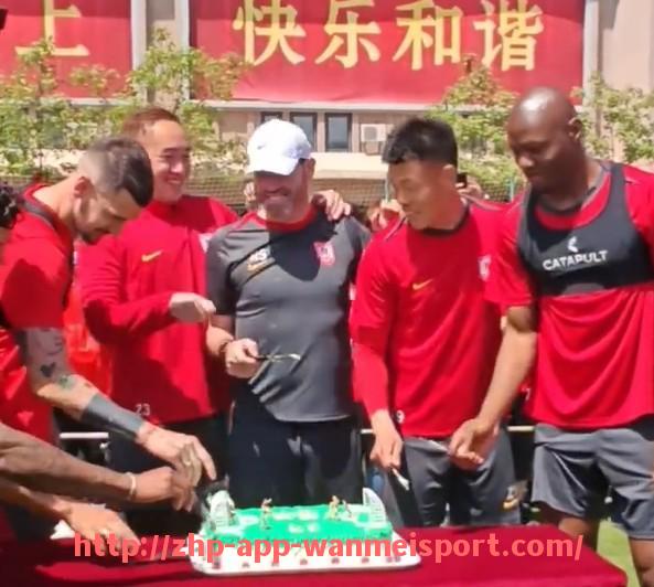 完美体育官方入口-意甲老牌球队与巴西球队的历史对比与交流